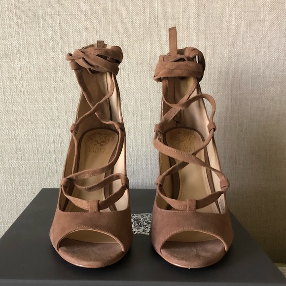 vince camuto tan heels